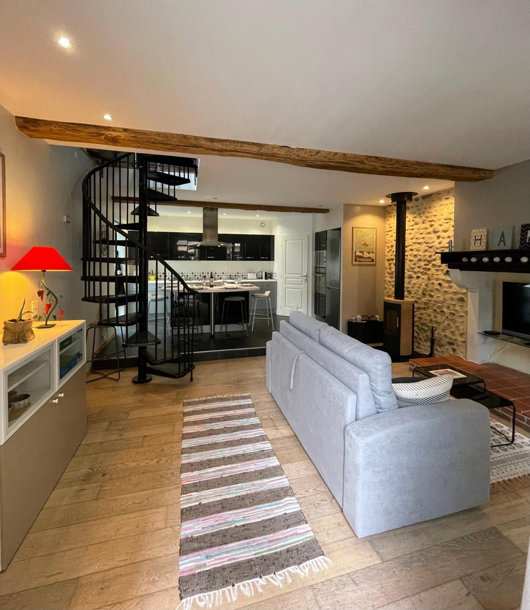 Loft De Charme En Centre-Ville 波城 外观 照片